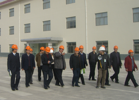 國家農(nóng)業(yè)部、財(cái)政部以及甘肅省農(nóng)業(yè)廳、財(cái)政廳等領(lǐng)導(dǎo)到公司考察調(diào)研